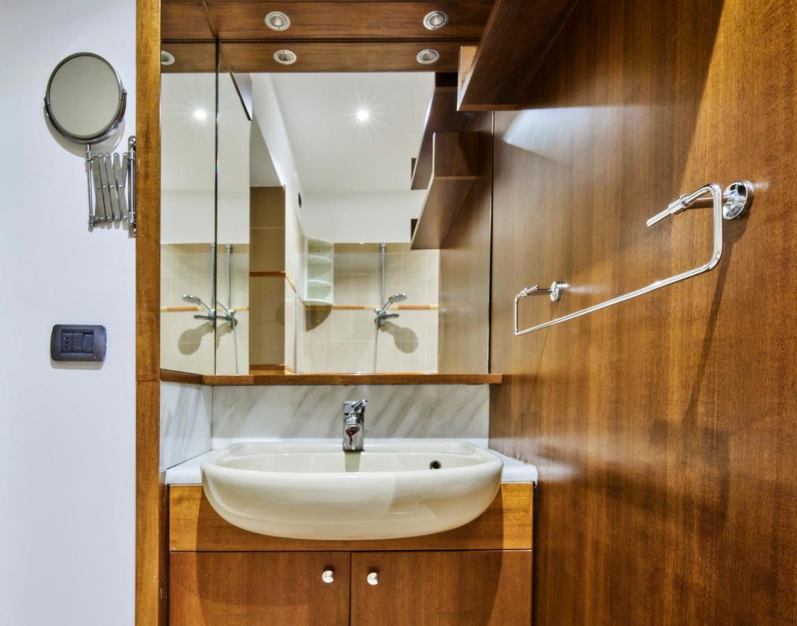 Sempione Luxury Suite - Exclusive Apartment Milánó Kültér fotó